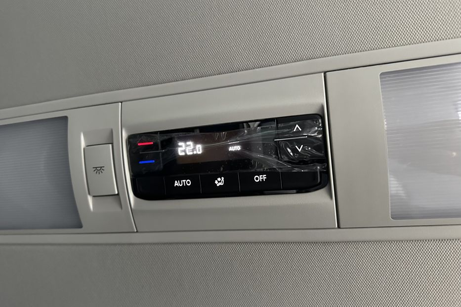 Продам Volkswagen Multivan 2024 года в Киеве