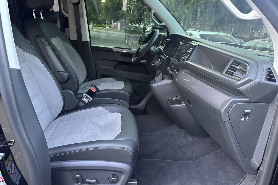 Продам Volkswagen Multivan 2024 года в Киеве