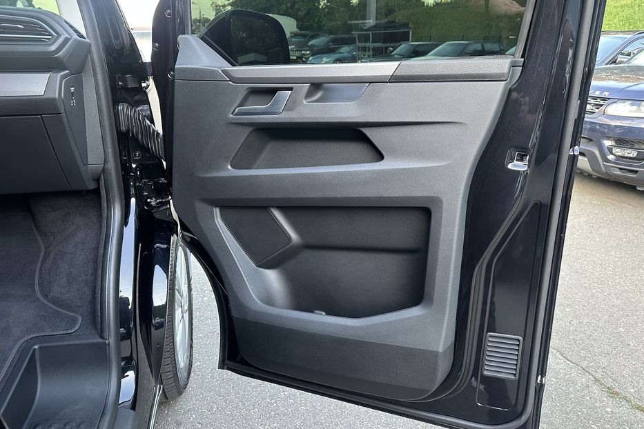 Продам Volkswagen Multivan 2024 года в Киеве