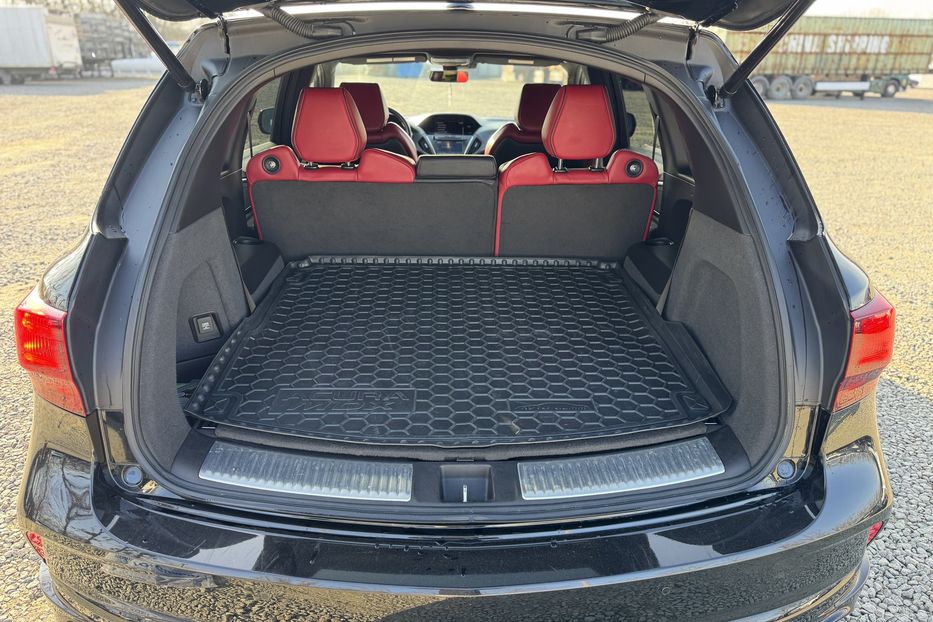 Продам Acura MDX (COMIS) SH+AWD  Aspec 7 місць  2018 года в г. Умань, Черкасская область