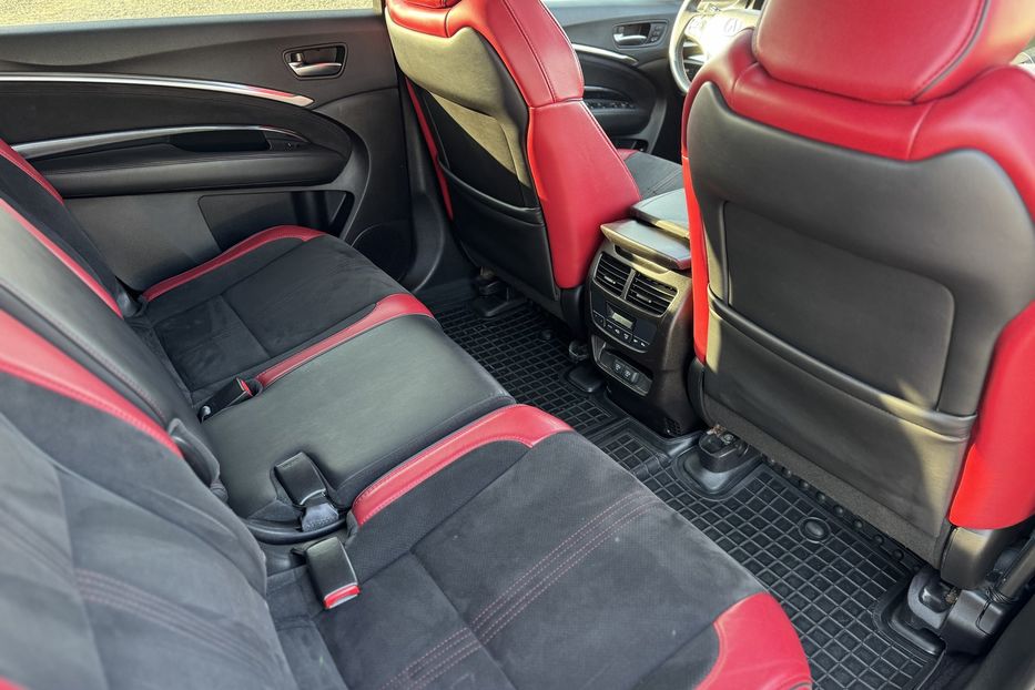 Продам Acura MDX (COMIS) SH+AWD  Aspec 7 місць  2018 года в г. Умань, Черкасская область