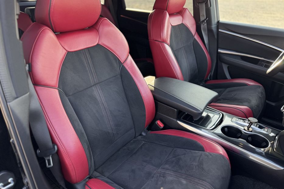 Продам Acura MDX (COMIS) SH+AWD  Aspec 7 місць  2018 года в г. Умань, Черкасская область