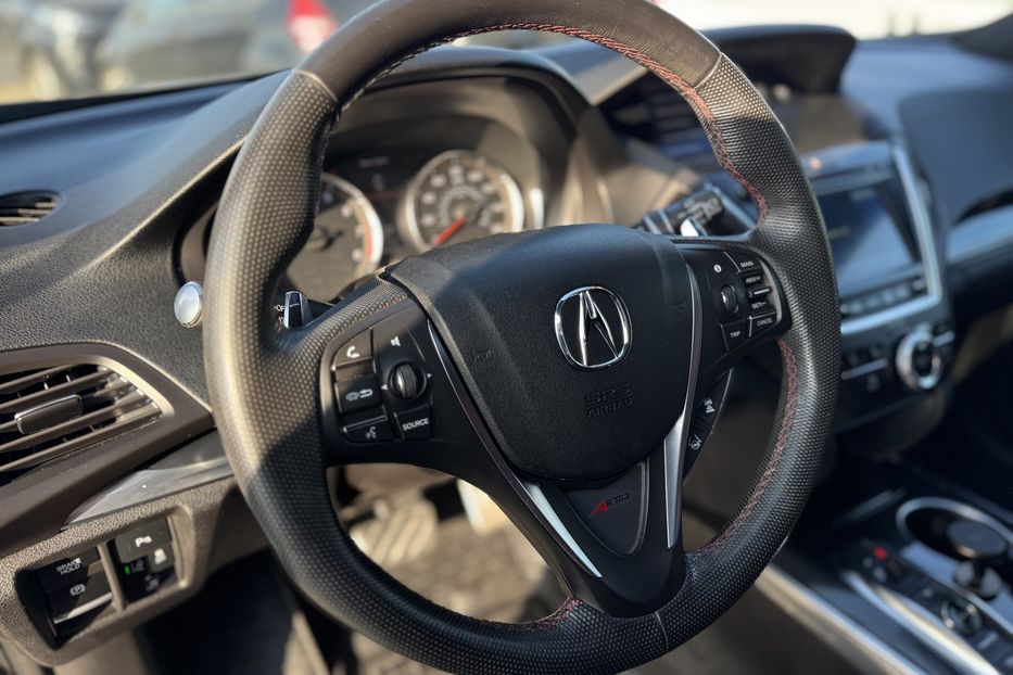 Продам Acura MDX (COMIS) SH+AWD  Aspec 7 місць  2018 года в г. Умань, Черкасская область