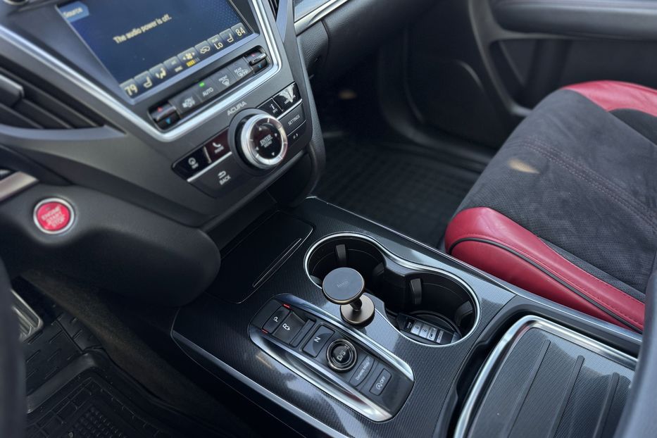 Продам Acura MDX (COMIS) SH+AWD  Aspec 7 місць  2018 года в г. Умань, Черкасская область