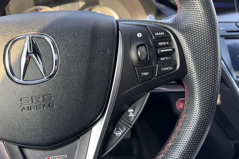 Продам Acura MDX (COMIS) SH+AWD  Aspec 7 місць  2018 года в г. Умань, Черкасская область