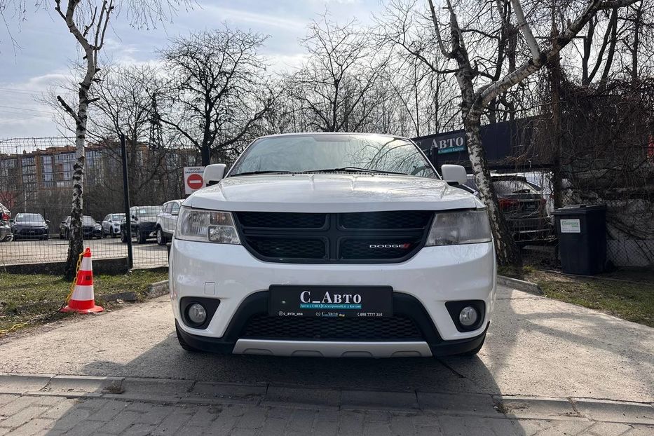 Продам Dodge Journey SXT 2015 года в Черновцах