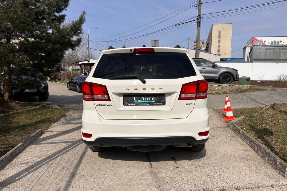 Продам Dodge Journey SXT 2015 года в Черновцах