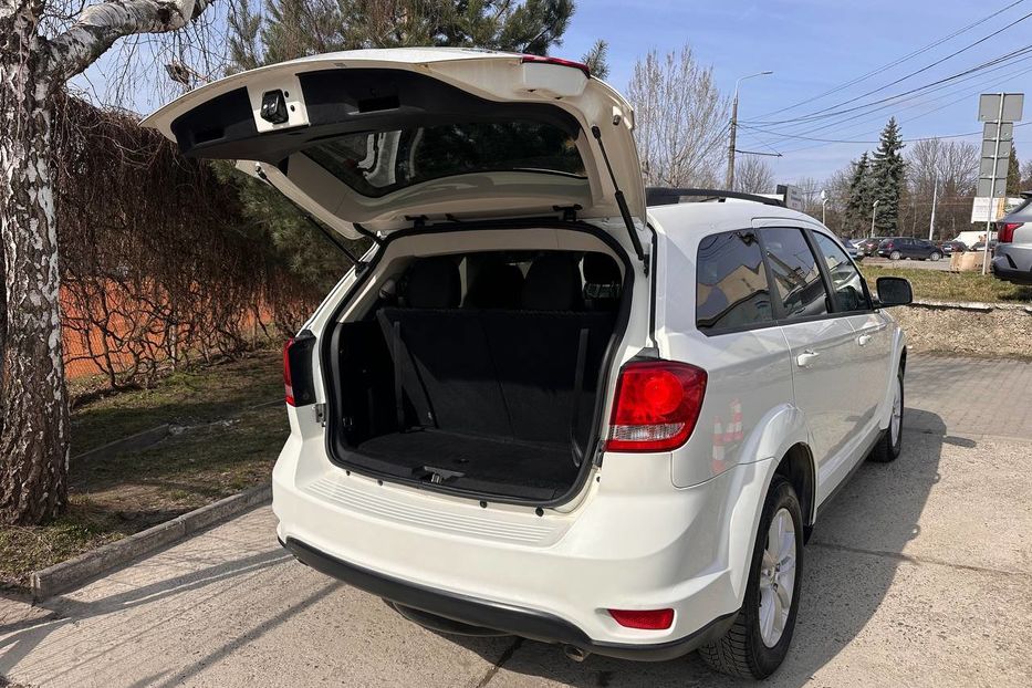 Продам Dodge Journey SXT 2015 года в Черновцах