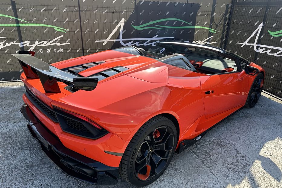 Продам Lamborghini Huracan Spyder  2017 года в Киеве