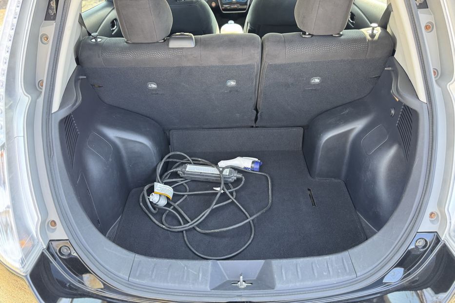 Продам Nissan Leaf (COMIS) 30kwh 2016 года в г. Умань, Черкасская область