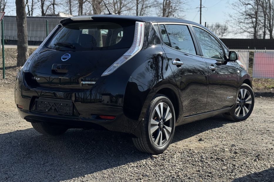 Продам Nissan Leaf (COMIS) 30kwh 2016 года в г. Умань, Черкасская область