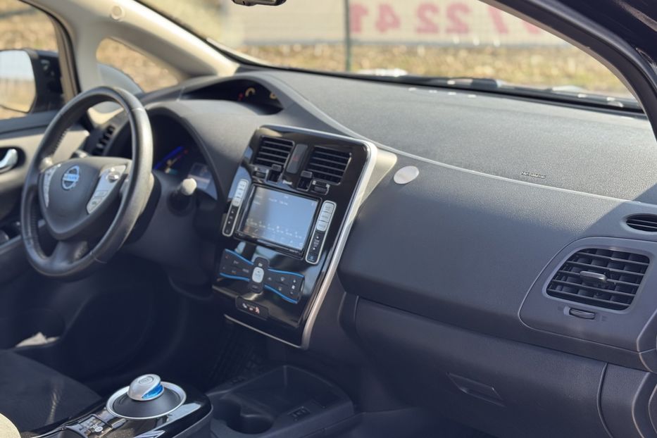 Продам Nissan Leaf (COMIS) 30kwh 2016 года в г. Умань, Черкасская область