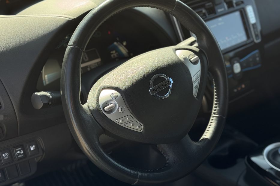 Продам Nissan Leaf (COMIS) 30kwh 2016 года в г. Умань, Черкасская область