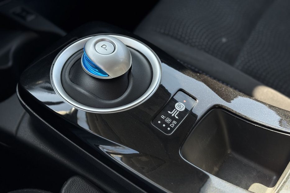 Продам Nissan Leaf (COMIS) 30kwh 2016 года в г. Умань, Черкасская область