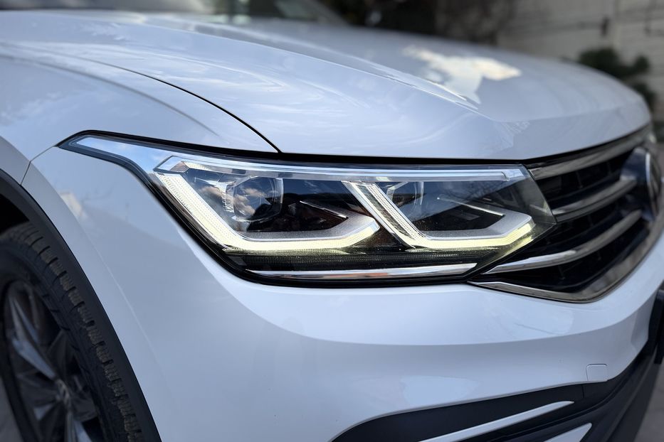 Продам Volkswagen Tiguan Allspace Life 4Motion 2022 года в Житомире
