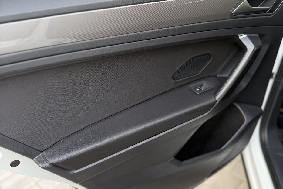 Продам Volkswagen Tiguan Allspace Life 4Motion 2022 года в Житомире
