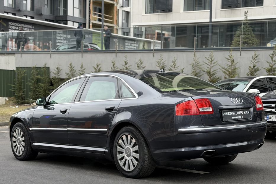 Продам Audi A8 6.0 Long Guard 2006 года в Киеве