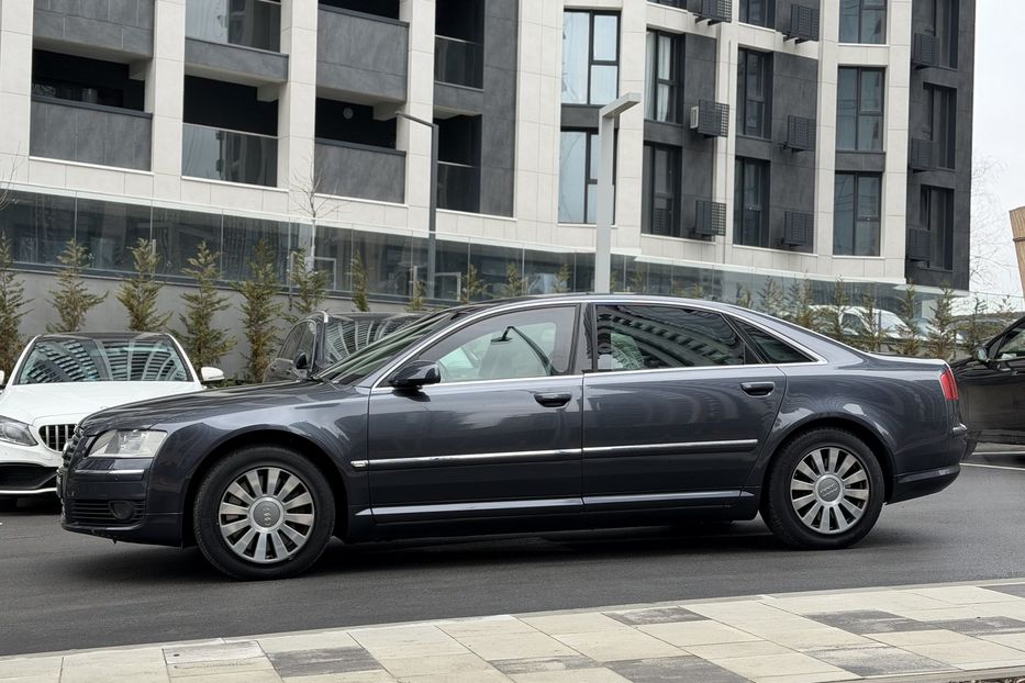 Продам Audi A8 6.0 Long Guard 2006 года в Киеве