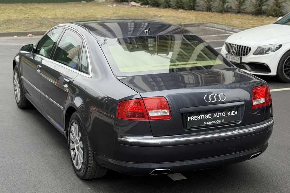 Продам Audi A8 6.0 Long Guard 2006 года в Киеве