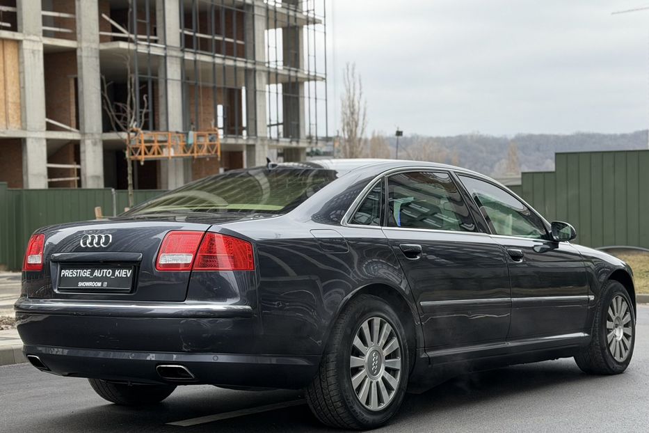 Продам Audi A8 6.0 Long Guard 2006 года в Киеве