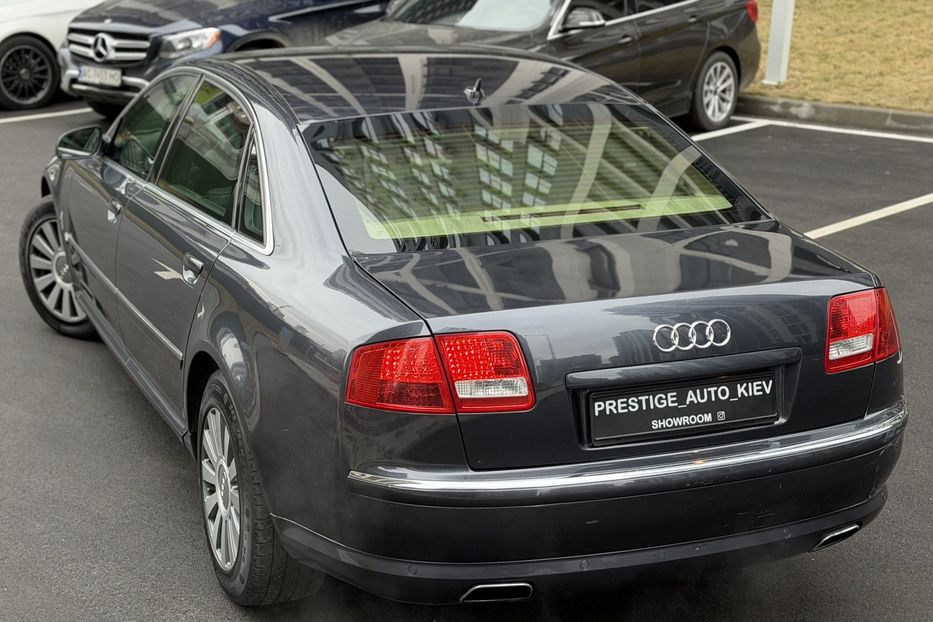 Продам Audi A8 6.0 Long Guard 2006 года в Киеве
