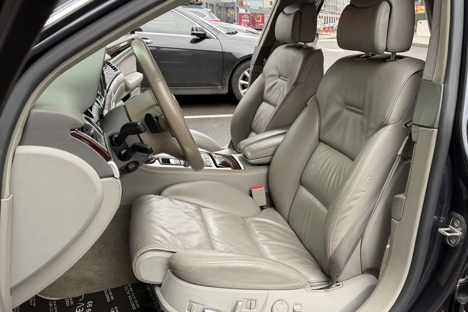Продам Audi A8 6.0 Long Guard 2006 года в Киеве