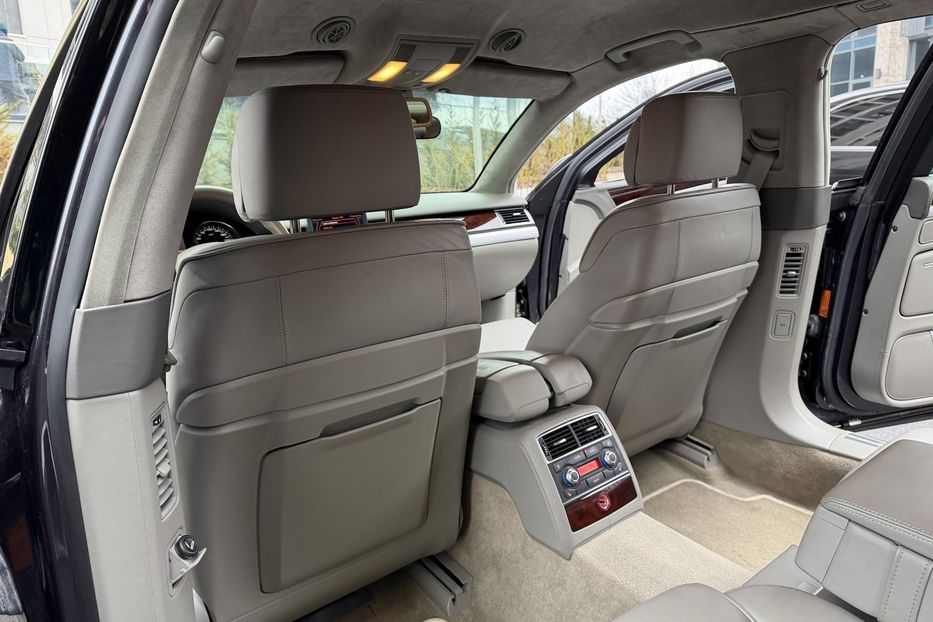 Продам Audi A8 6.0 Long Guard 2006 года в Киеве