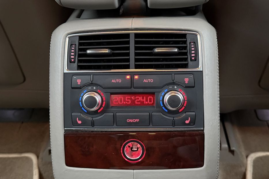 Продам Audi A8 6.0 Long Guard 2006 года в Киеве