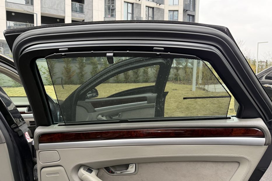 Продам Audi A8 6.0 Long Guard 2006 года в Киеве