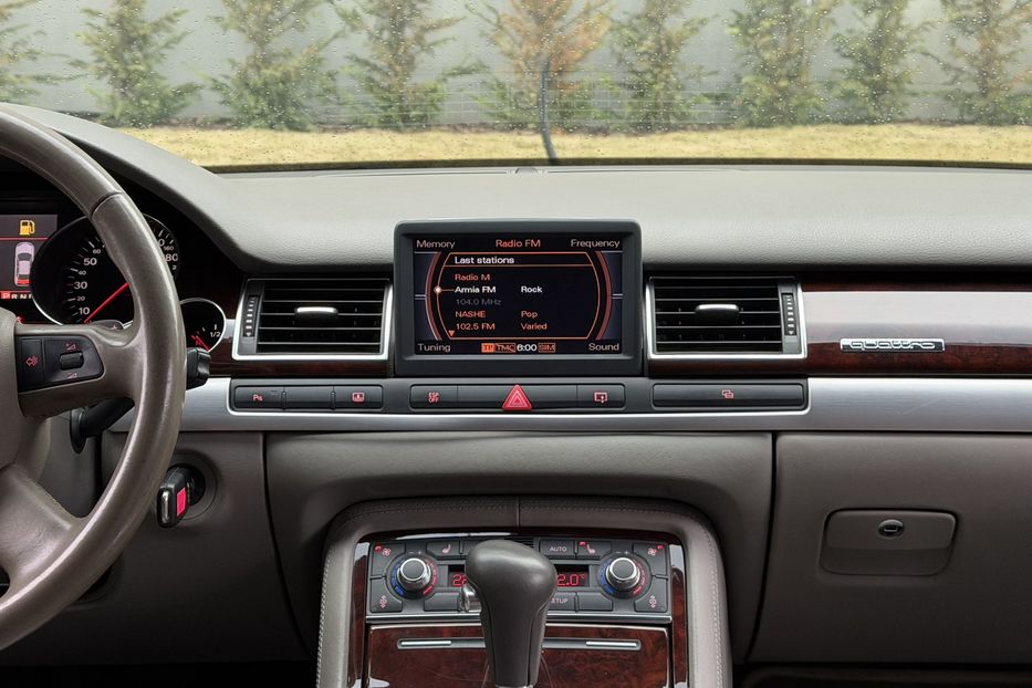 Продам Audi A8 6.0 Long Guard 2006 года в Киеве
