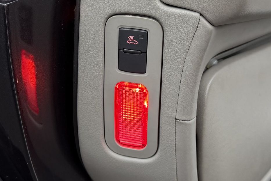 Продам Audi A8 6.0 Long Guard 2006 года в Киеве