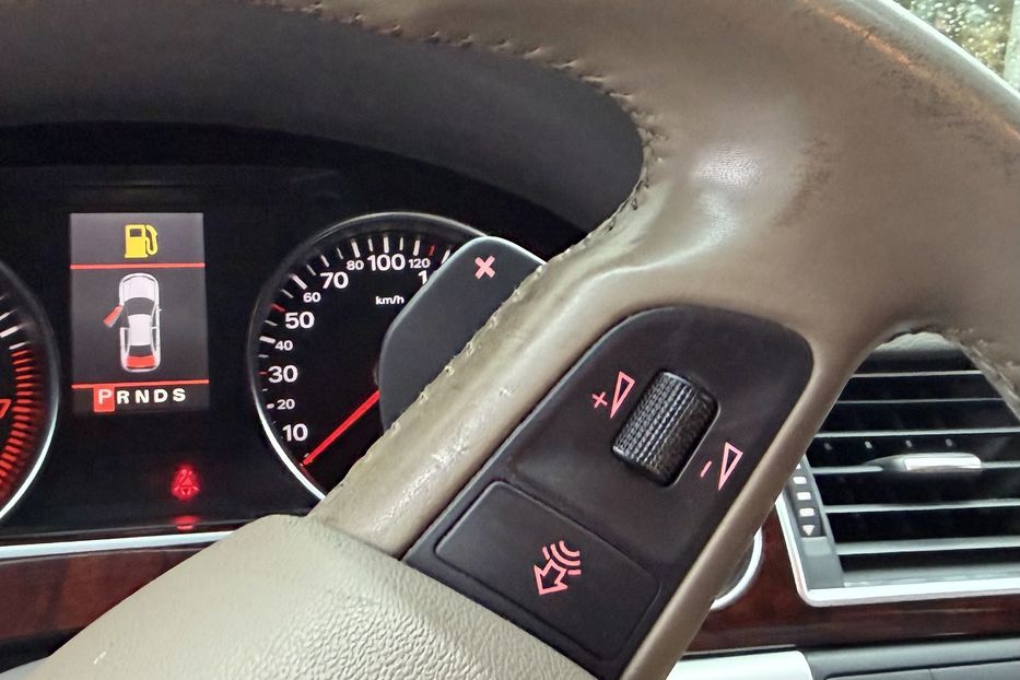 Продам Audi A8 6.0 Long Guard 2006 года в Киеве