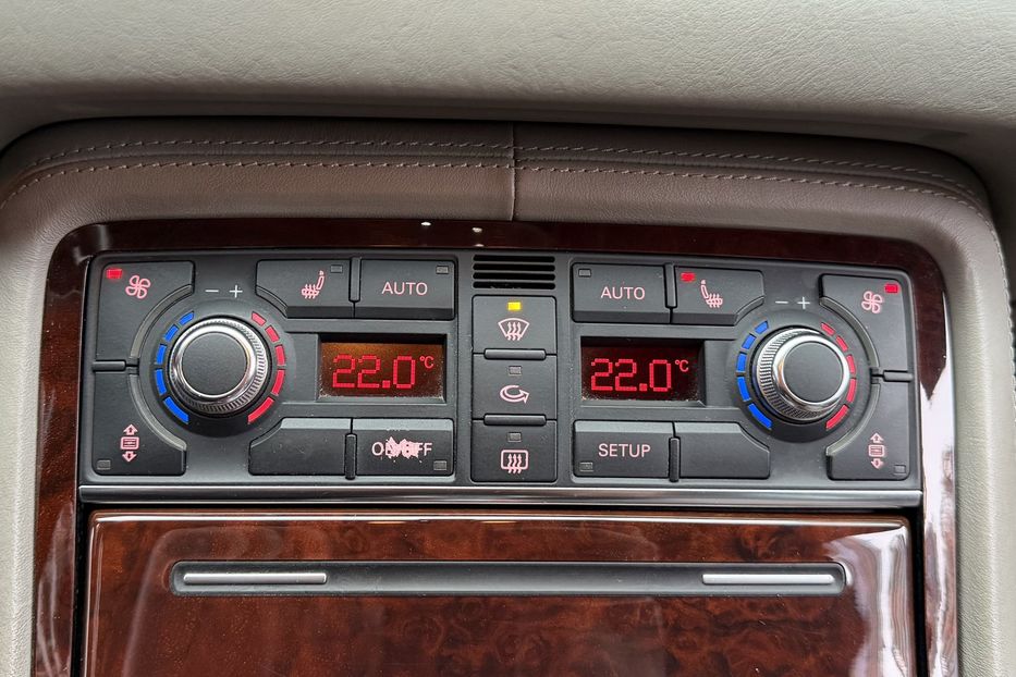 Продам Audi A8 6.0 Long Guard 2006 года в Киеве