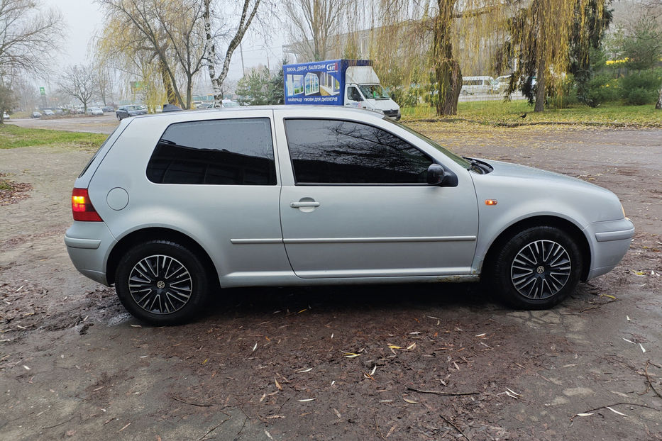 Продам Volkswagen Golf IV 1.8 МТ (125 к.с.) 1999 года в Киеве