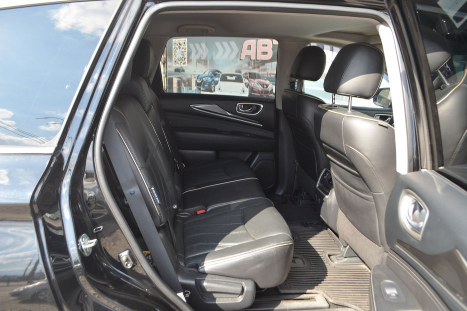 Продам Infiniti QX60 3.5 CVT (282 к.с.) AWD 2018 года в Киеве