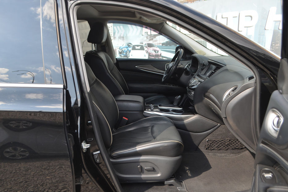 Продам Infiniti QX60 3.5 CVT (282 к.с.) AWD 2018 года в Киеве