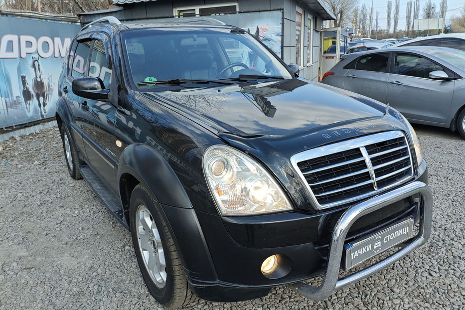 Продам SsangYong Rexton 2.7D AT (187 к.с.)  2006 года в Киеве