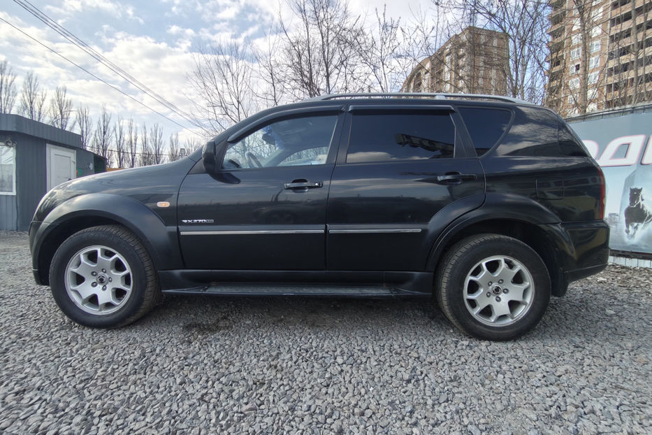 Продам SsangYong Rexton 2.7D AT (187 к.с.)  2006 года в Киеве