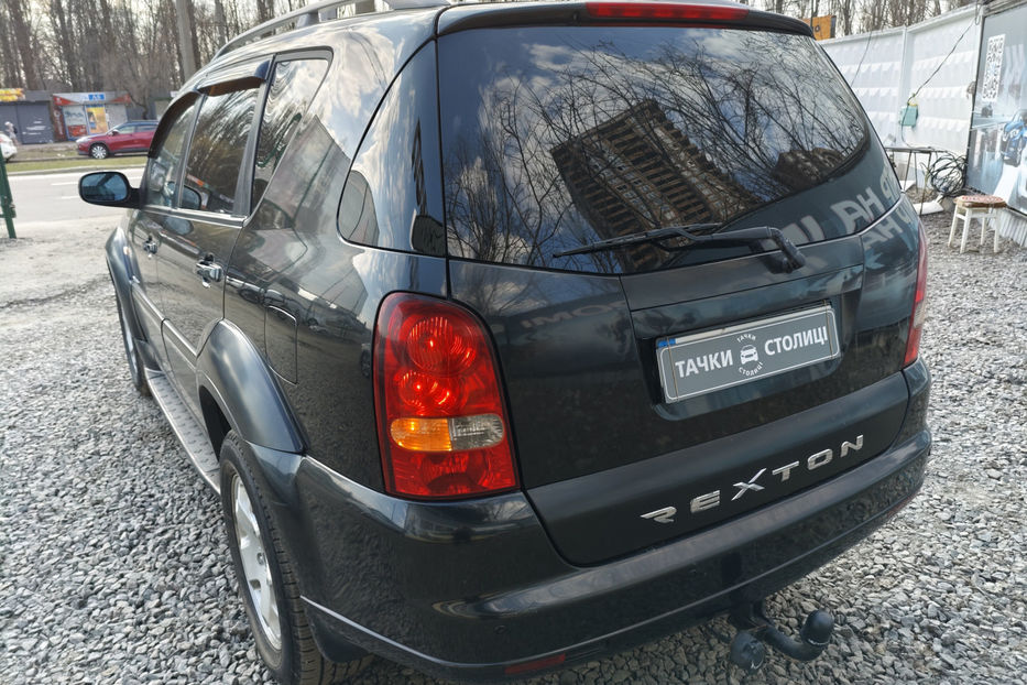 Продам SsangYong Rexton 2.7D AT (187 к.с.)  2006 года в Киеве