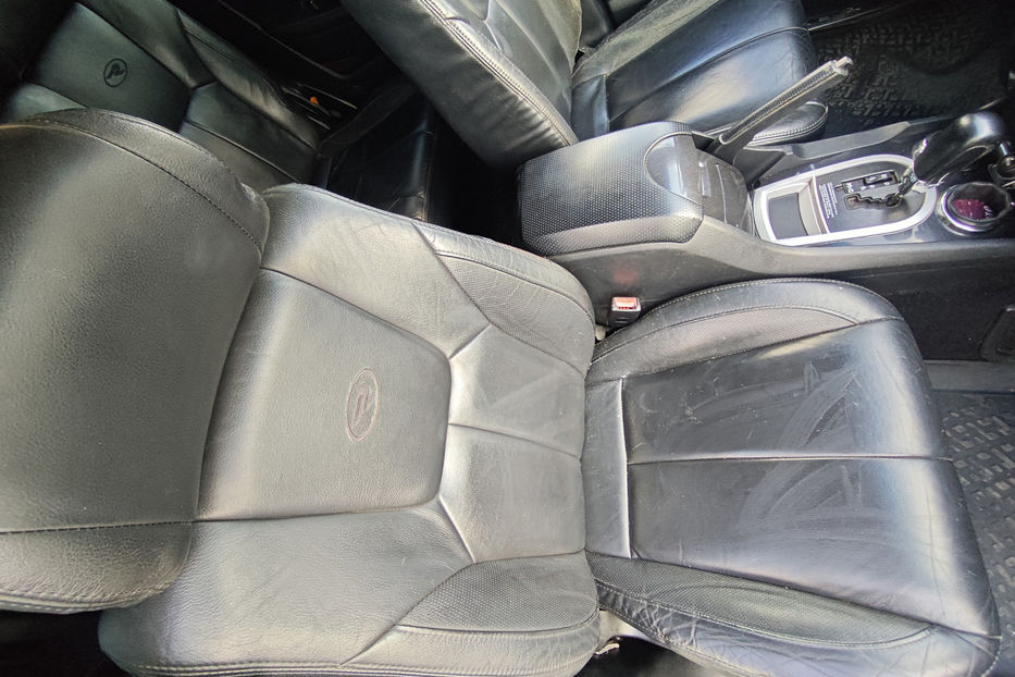 Продам SsangYong Rexton 2.7D AT (187 к.с.)  2006 года в Киеве