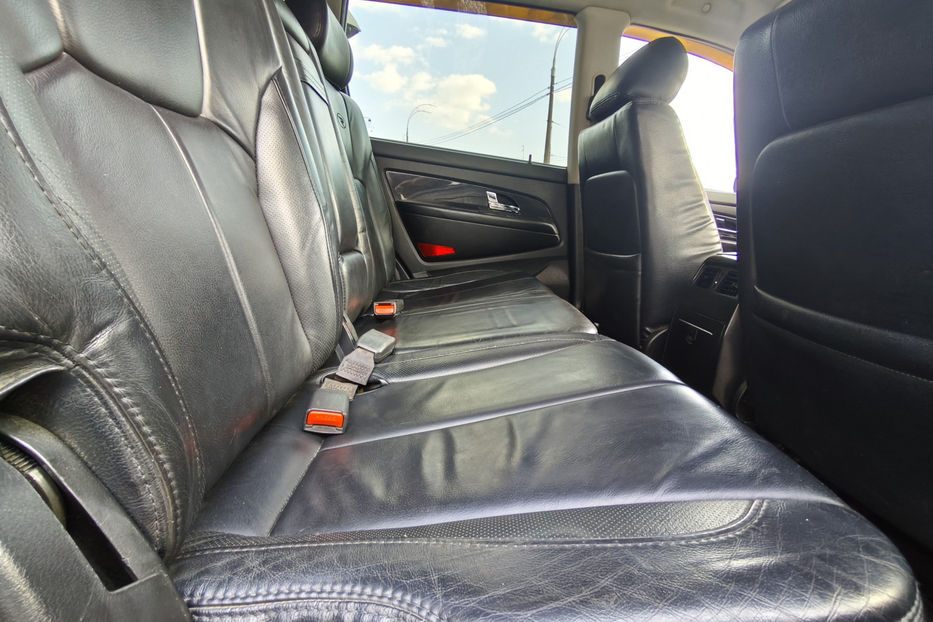 Продам SsangYong Rexton 2.7D AT (187 к.с.)  2006 года в Киеве