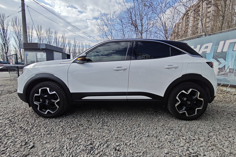 Продам Opel Mokka -e  50 kWh AT (136 к.с.) 2023 года в Киеве