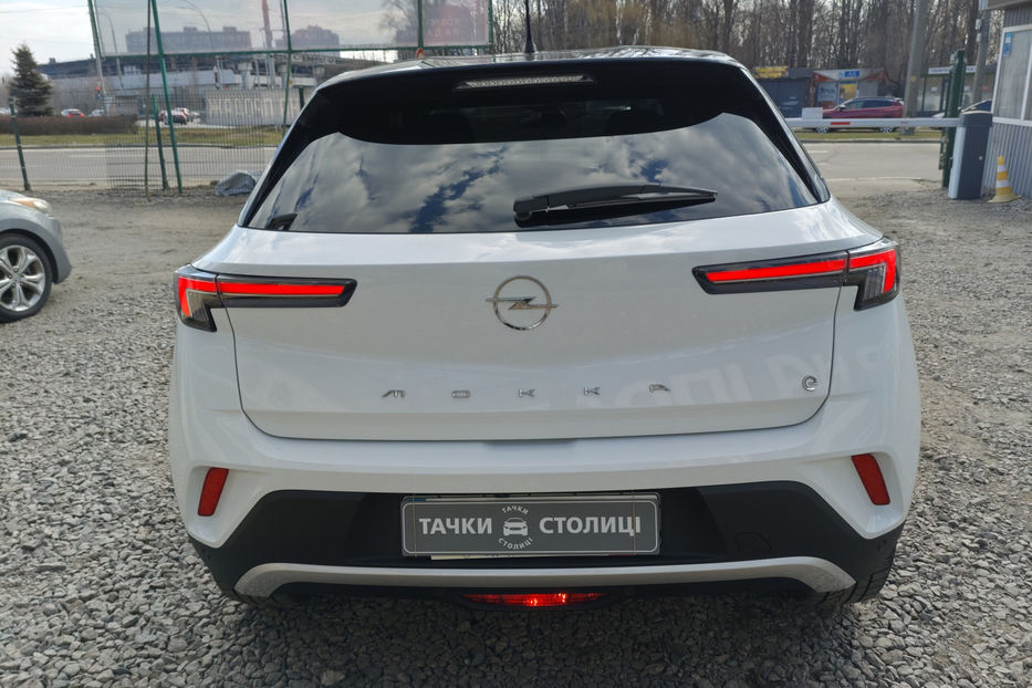 Продам Opel Mokka -e  50 kWh AT (136 к.с.) 2023 года в Киеве