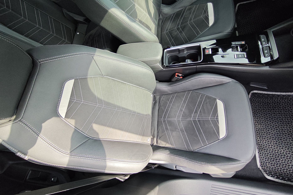 Продам Opel Mokka -e  50 kWh AT (136 к.с.) 2023 года в Киеве