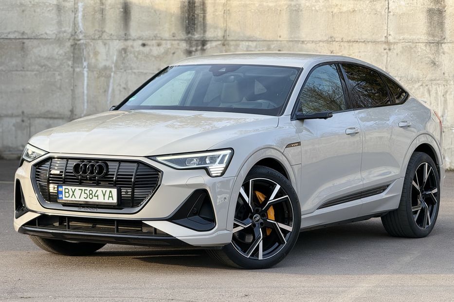 Продам Audi E-Tron Sportback 55 S-line Рівне 2021 года в Ровно