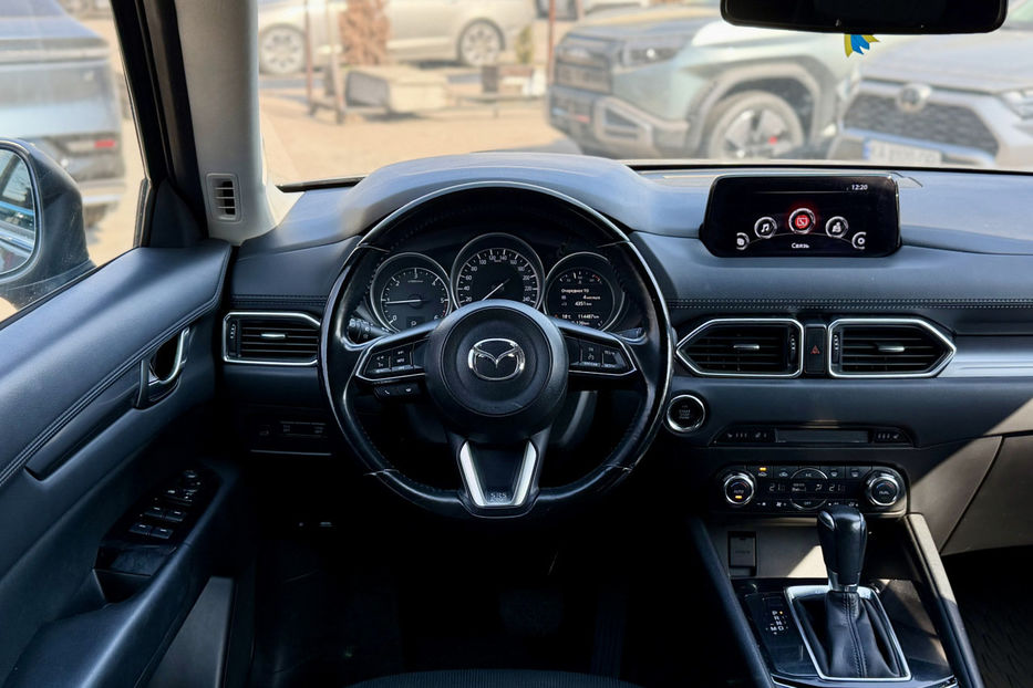 Продам Mazda CX-5 2.2D AT (175 к.с.) 4WD 2017 года в Киеве