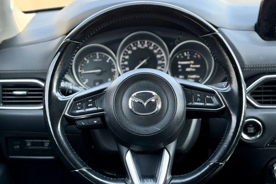 Продам Mazda CX-5 2.2D AT (175 к.с.) 4WD 2017 года в Киеве