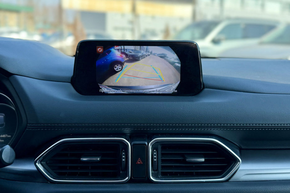 Продам Mazda CX-5 2.2D AT (175 к.с.) 4WD 2017 года в Киеве