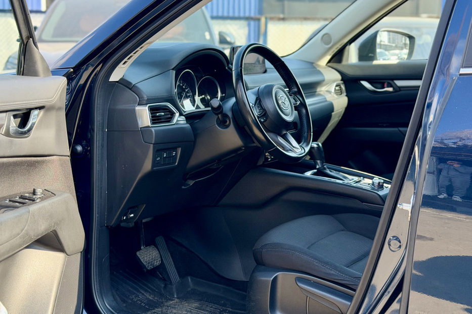 Продам Mazda CX-5 2.2D AT (175 к.с.) 4WD 2018 года в Киеве