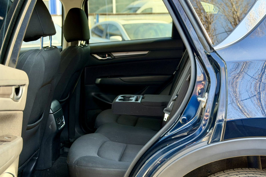 Продам Mazda CX-5 2.2D AT (175 к.с.) 4WD 2018 года в Киеве